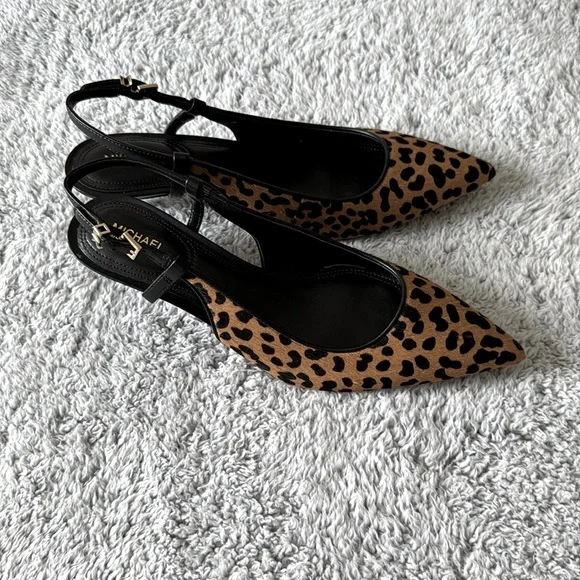 Michael Kors Doreen Leopard Print Slingback Pump - Picture 4 of 5